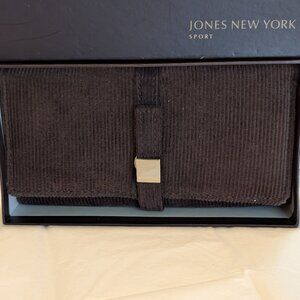 New Old stock Jones New York Wallet dark Brown Bifold with lots of Room